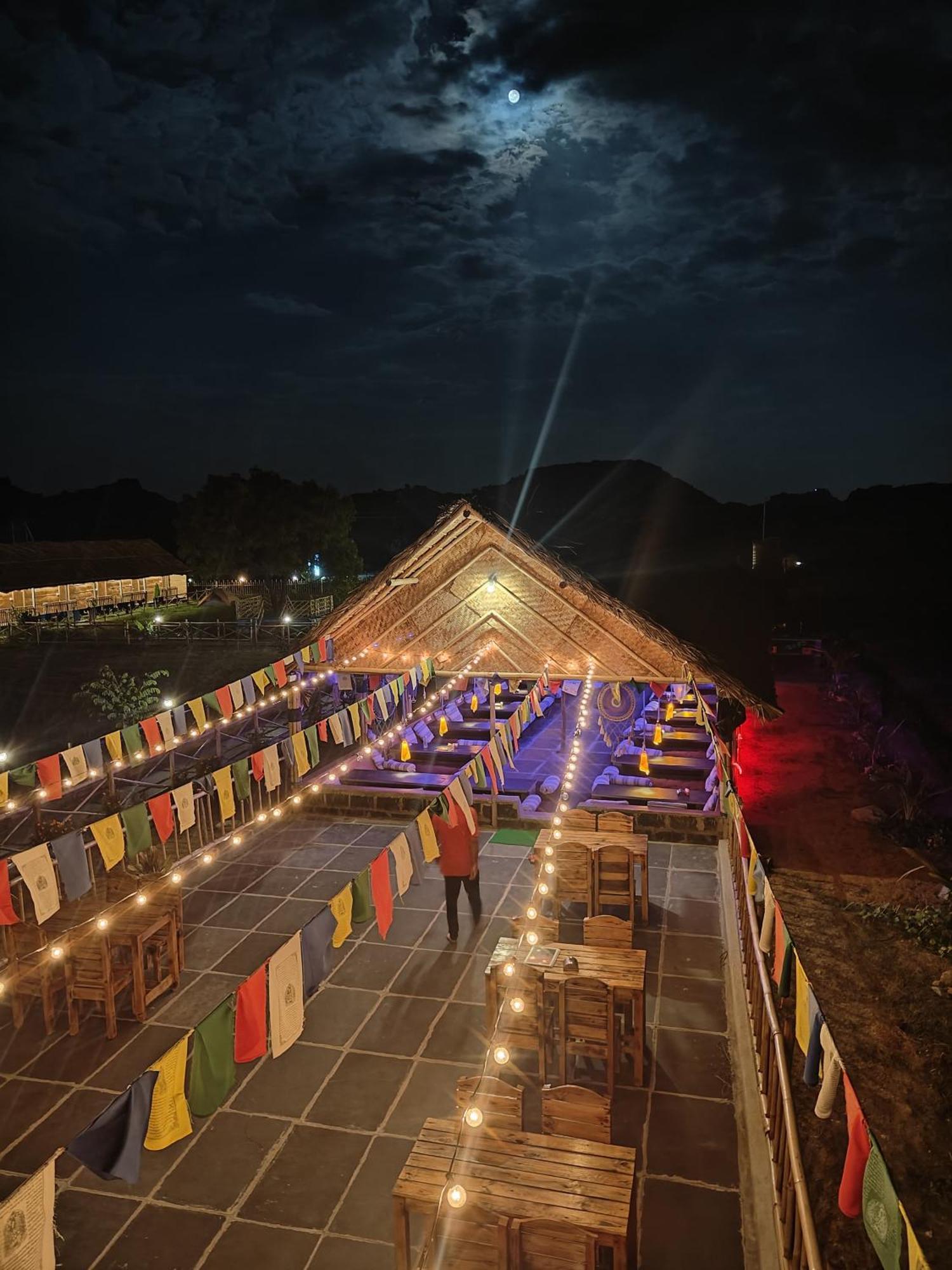 Hotel The Sundown Hampi Zewnętrze zdjęcie